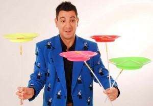 plates-spinning-magic-london-surrey-sutton-epsom-parties-banquet-magician