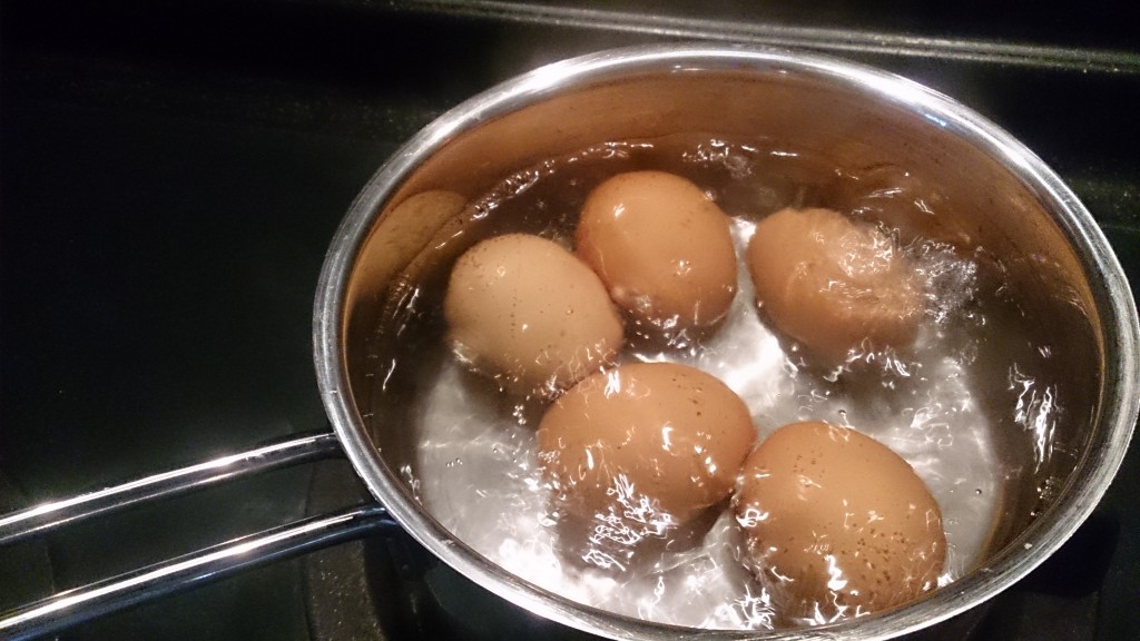 Boiling_Eggs